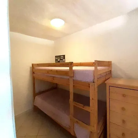Apartment Near Golfo Di Cugnana *